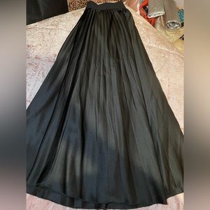 Womens Pleated Skirt